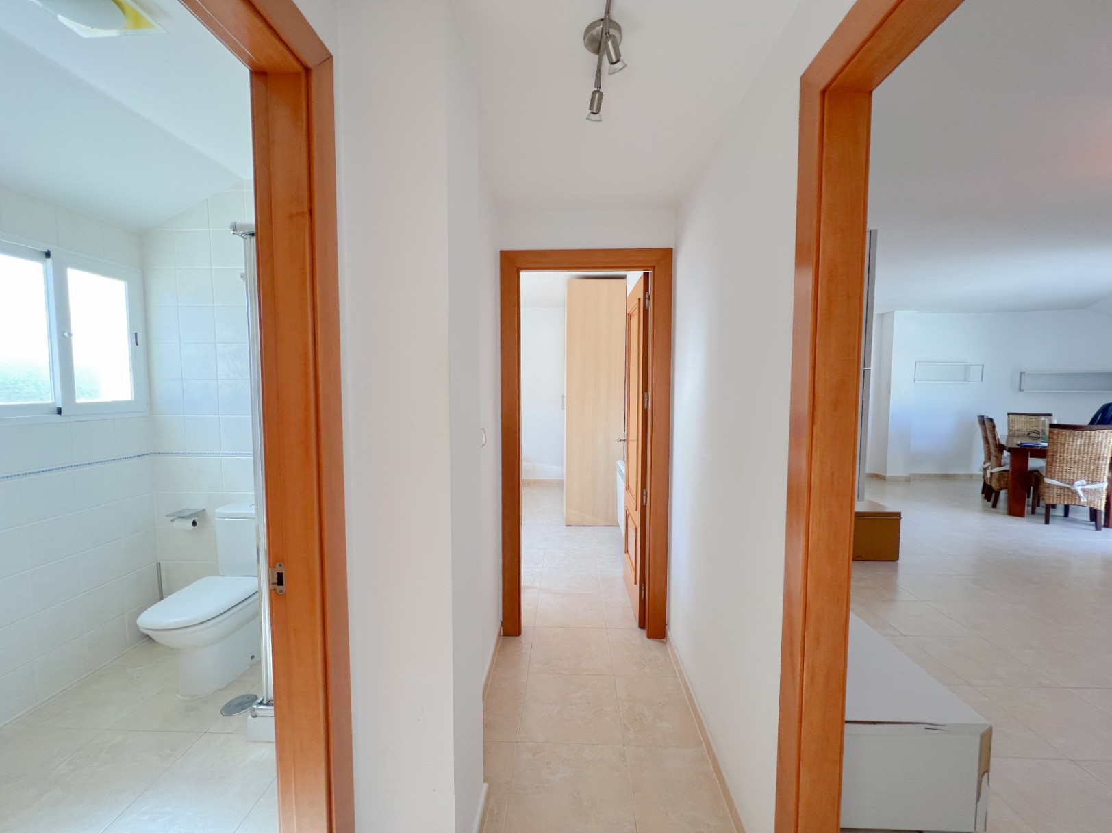 Elegant 183 m² Penthouse with Terraces and Sea Views in the Heart of Altea