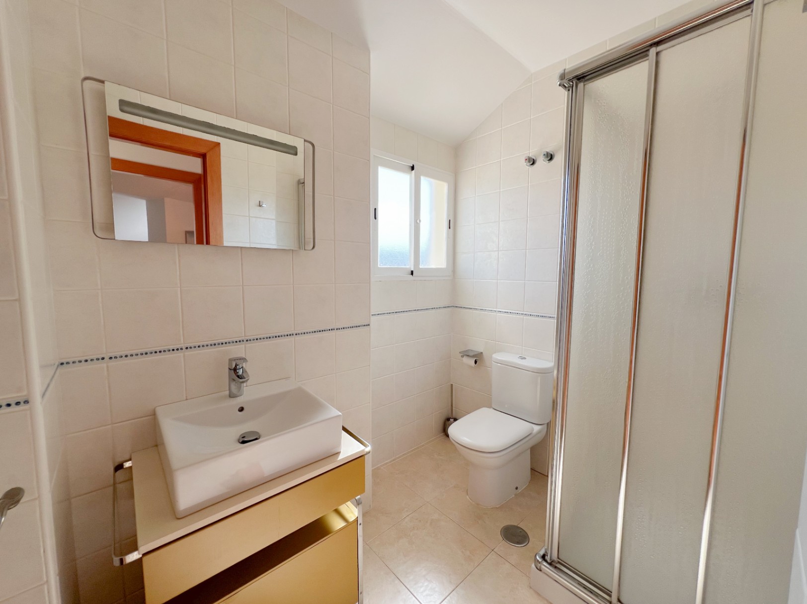 Elegant 183 m² Penthouse with Terraces and Sea Views in the Heart of Altea