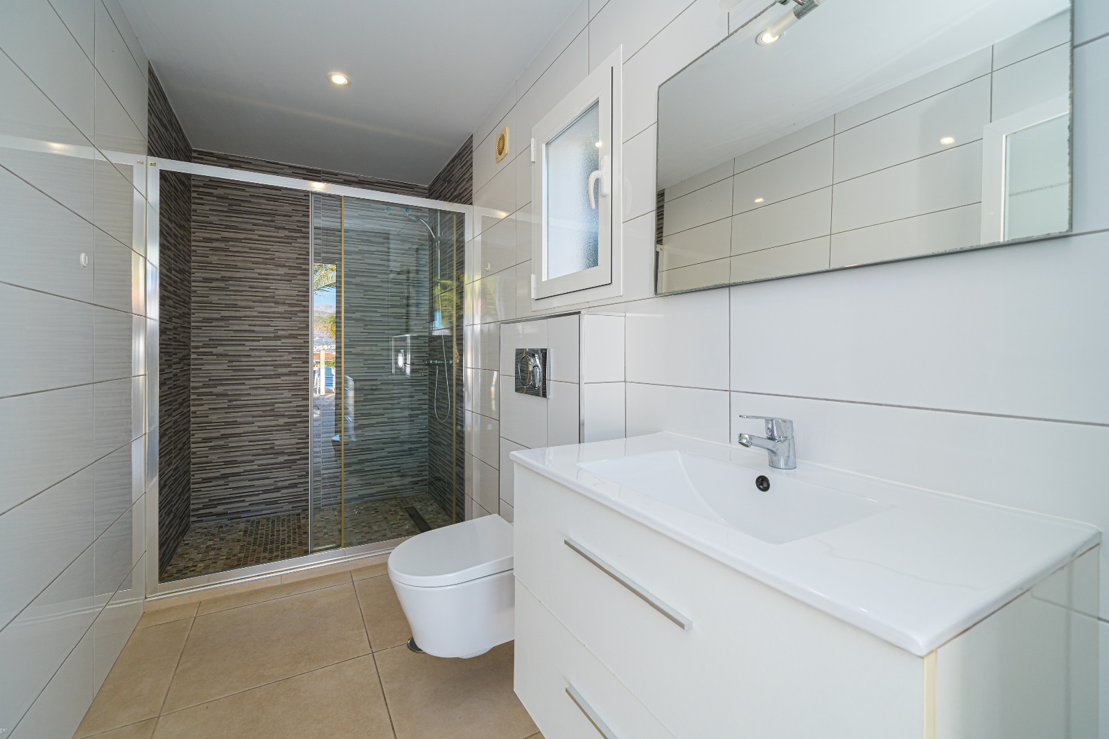 Detached villa for sale in El Albir, Alicante