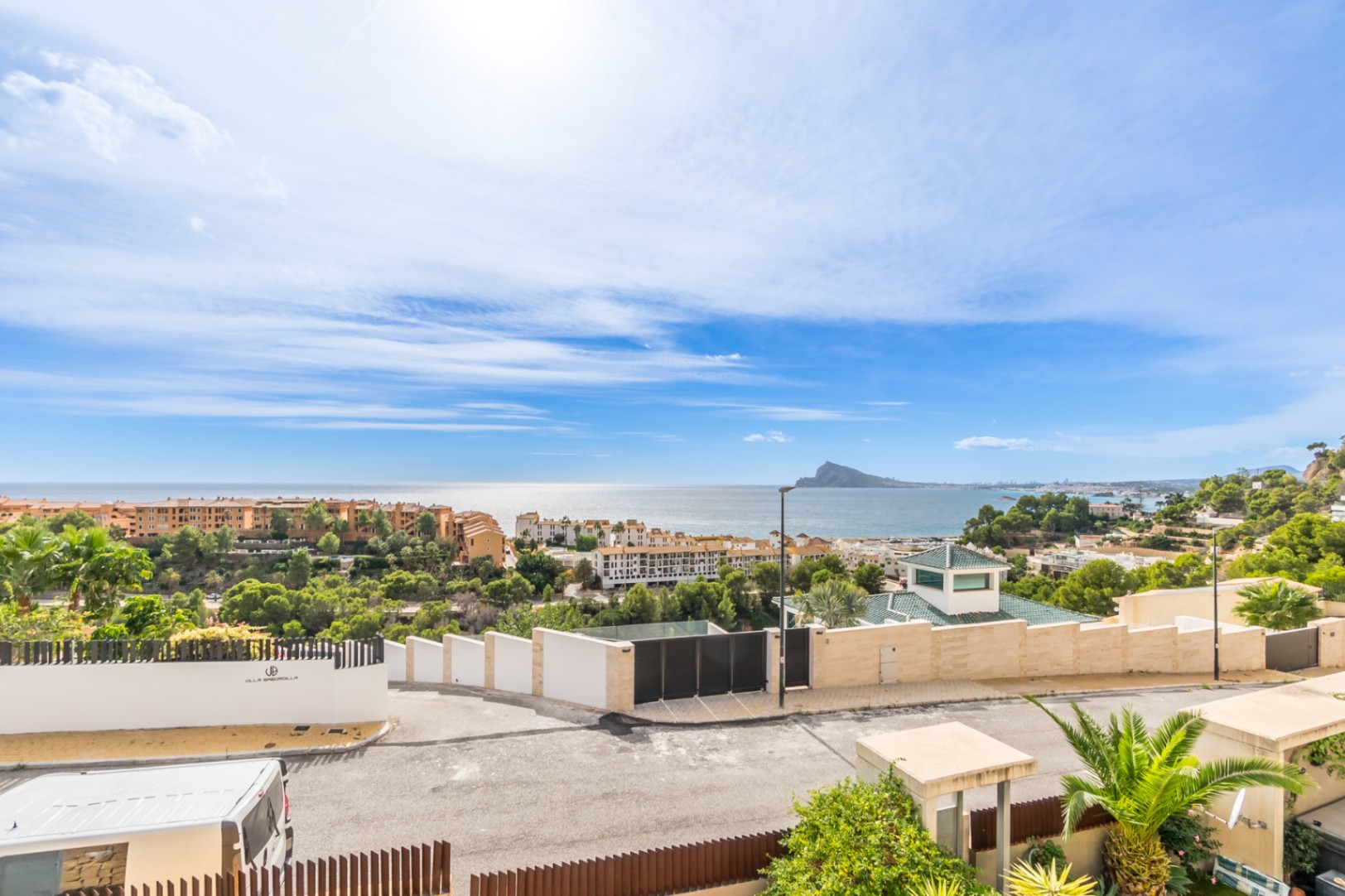 Apartment with sea views in Mascarat