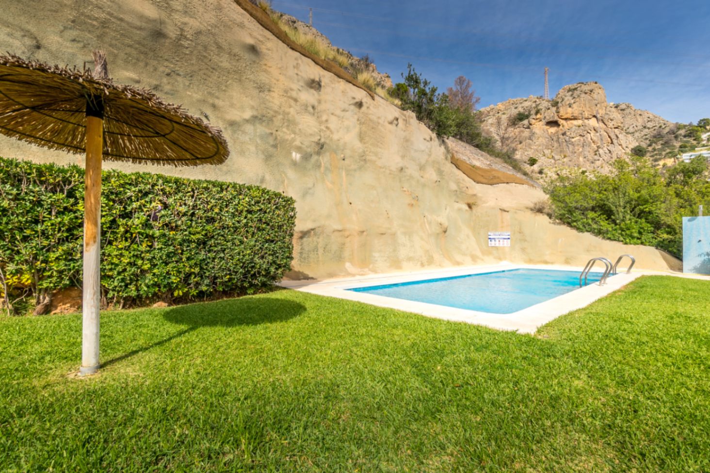 Apartment with sea views in Mascarat