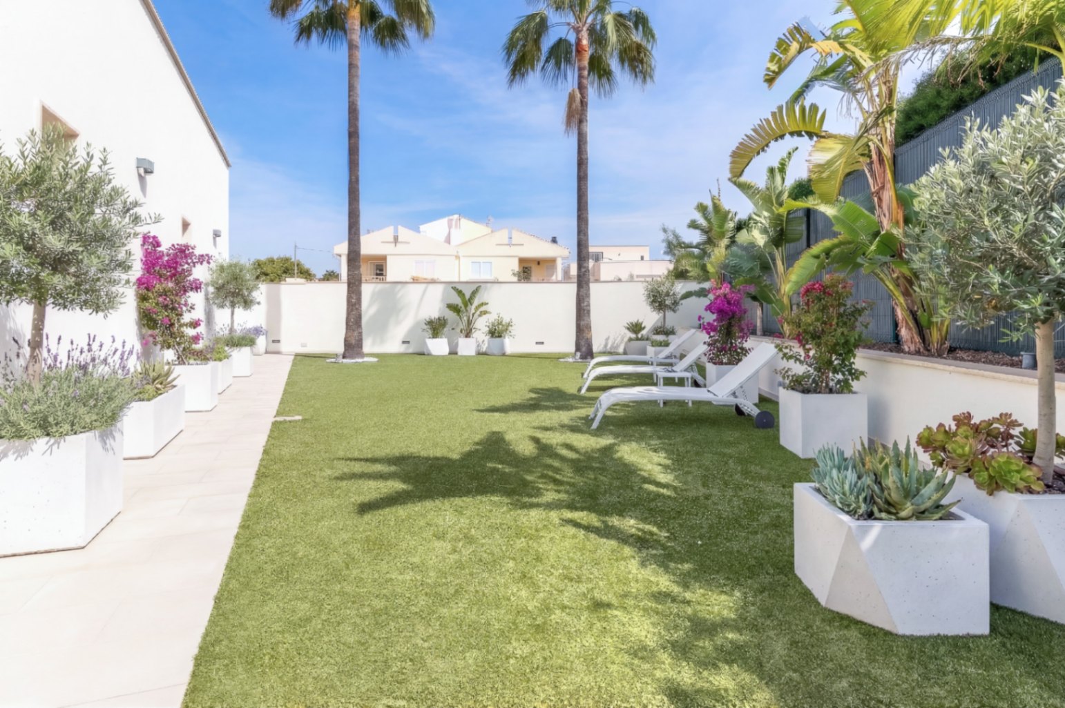 Great Detached Villa on One Level in L'Albir