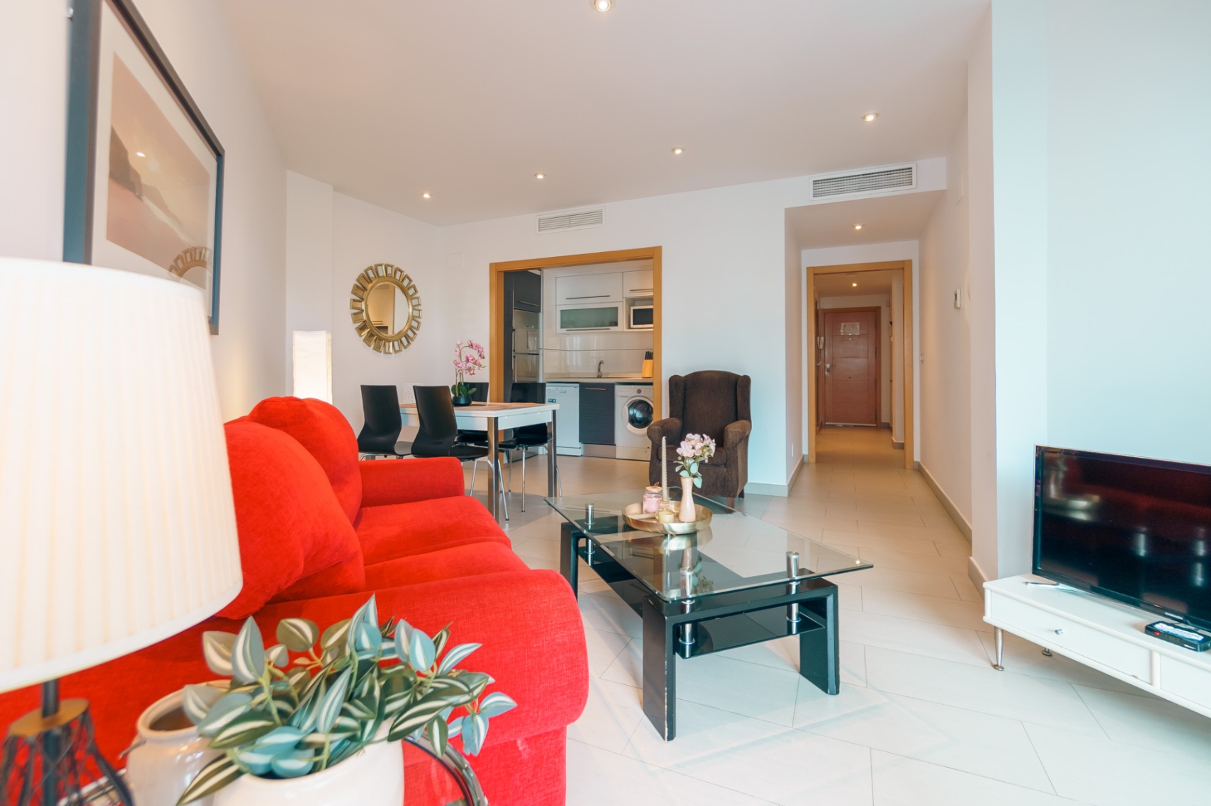 APARTMENT IN ALBIR, SECOND LINE FROM THE BEACH