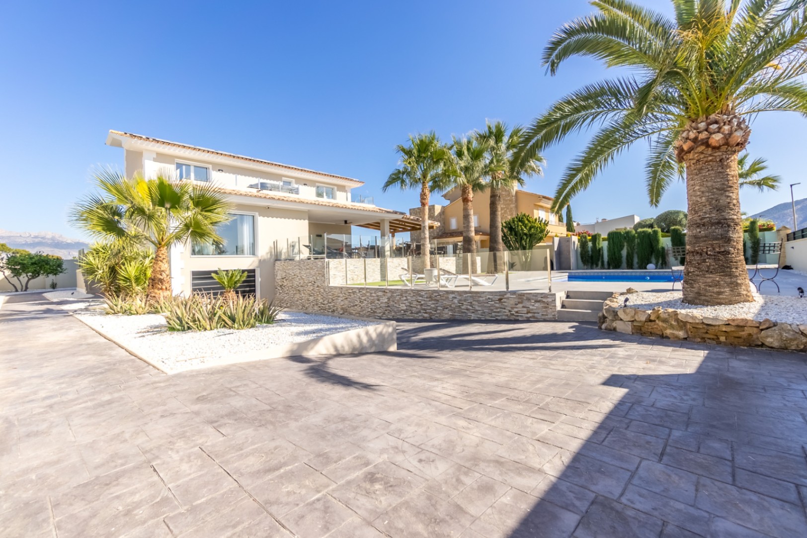 Une villa spectaculaire située à Alfaz del Pi