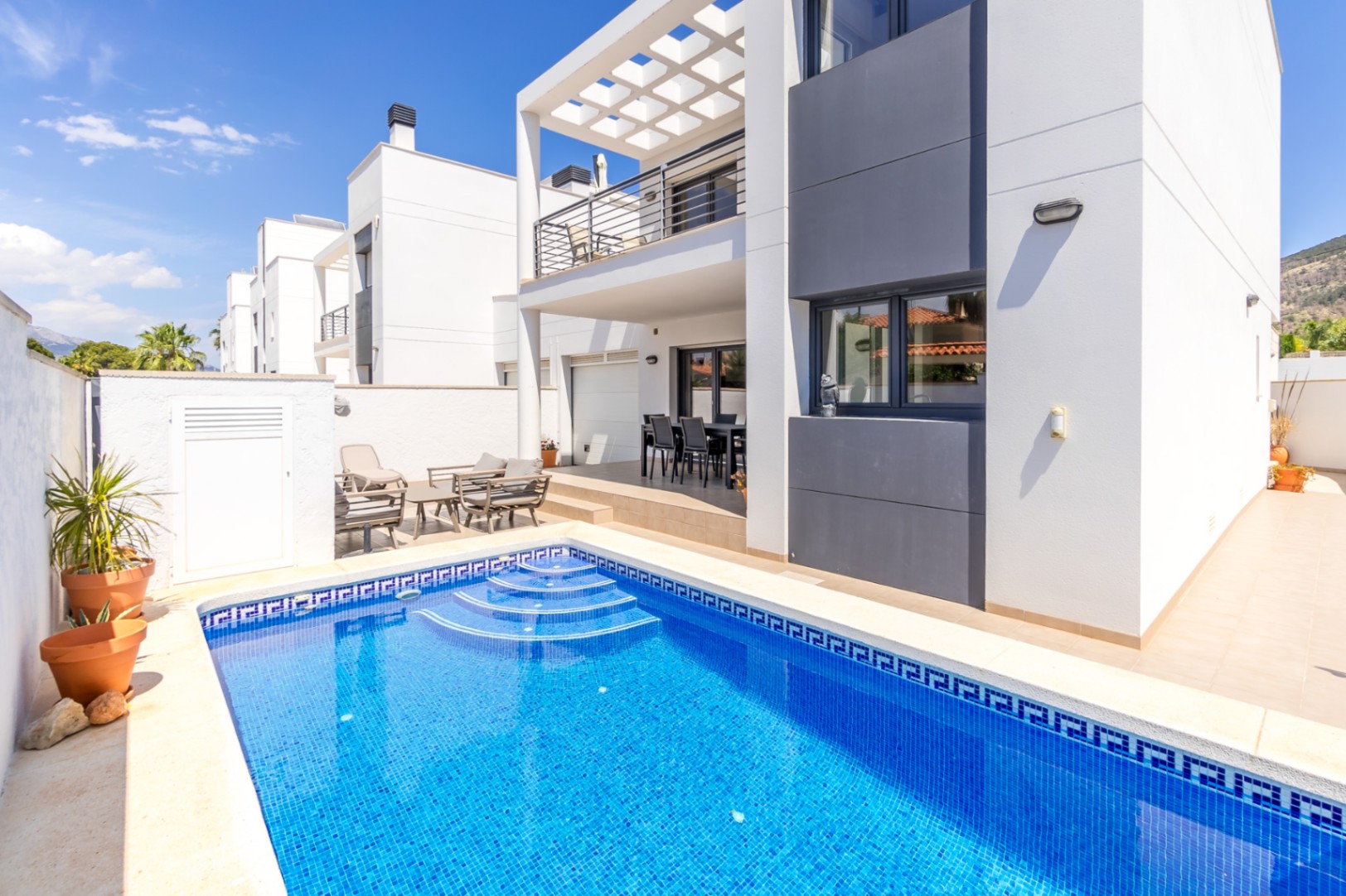VIL3952ABE - DETACHED VILLA NEAR THE CENTER OF EL ALBIR