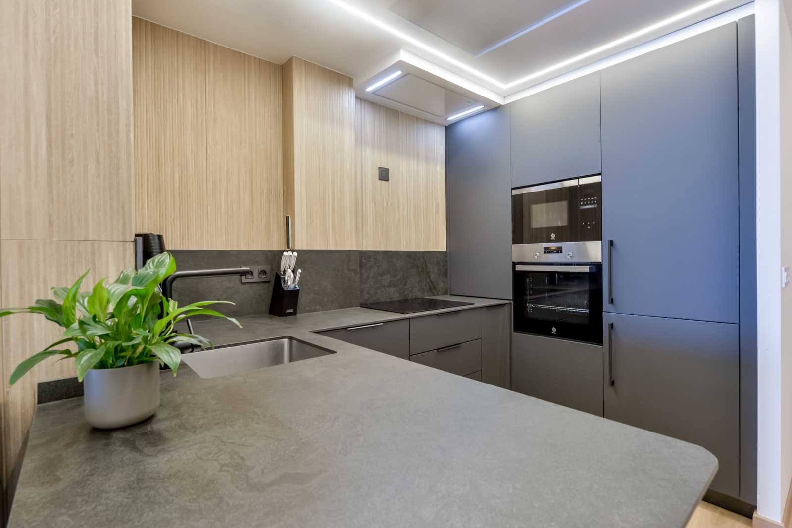 Exclusive frontline duplex in Mascarat