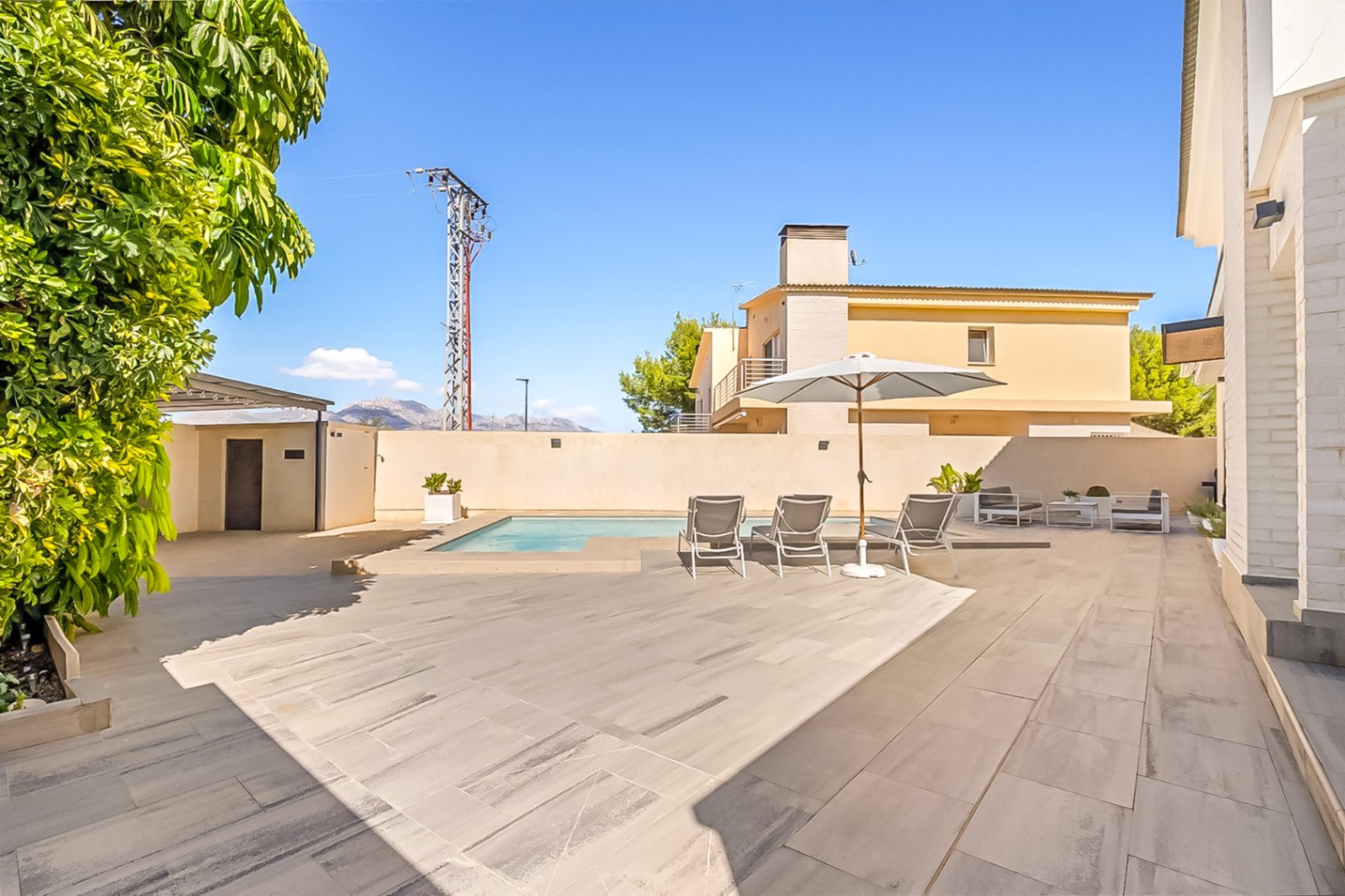 Semi-Detached Villa for Sale in Alfaz del Pi