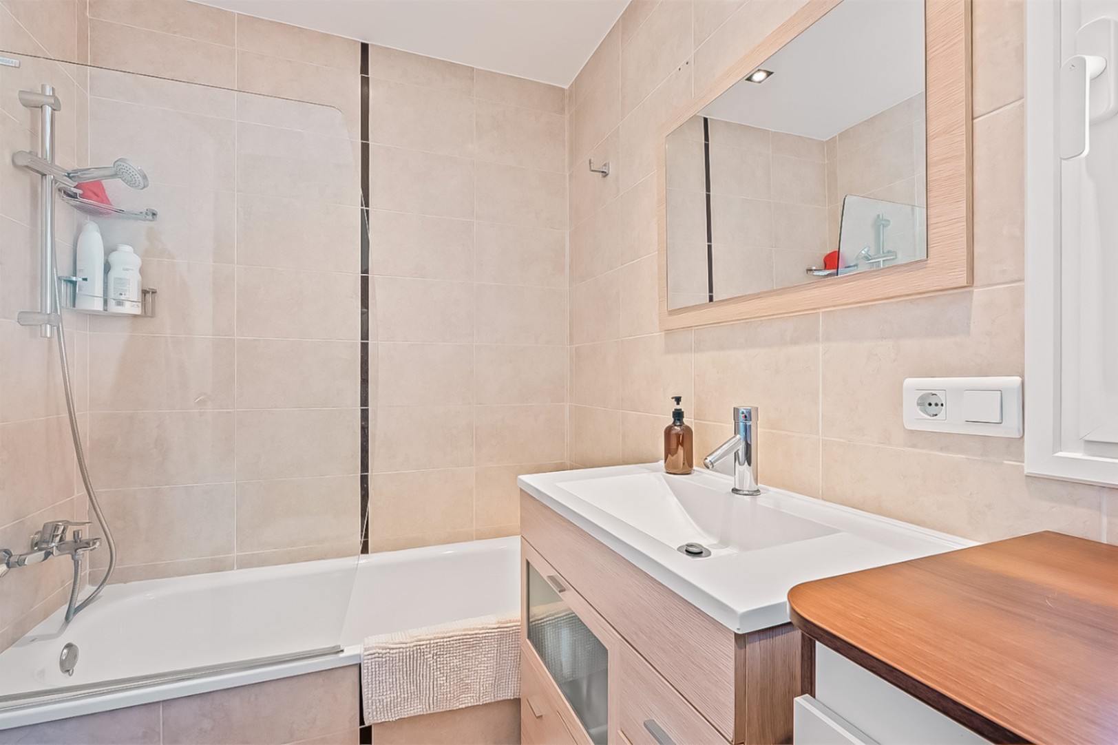Semi-Detached Villa for Sale in Alfaz del Pi