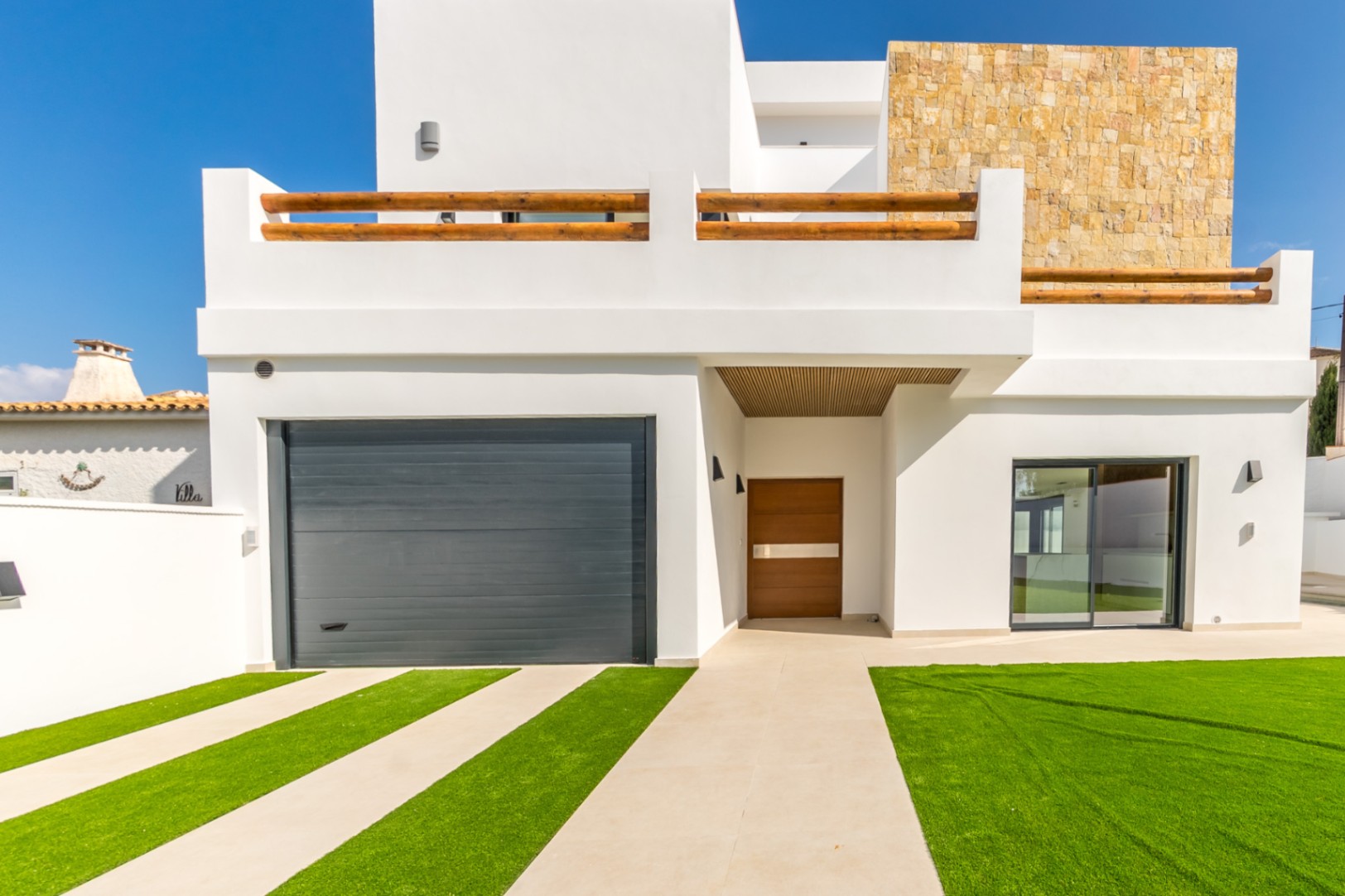 Exclusive Sustainable Design Detached Home