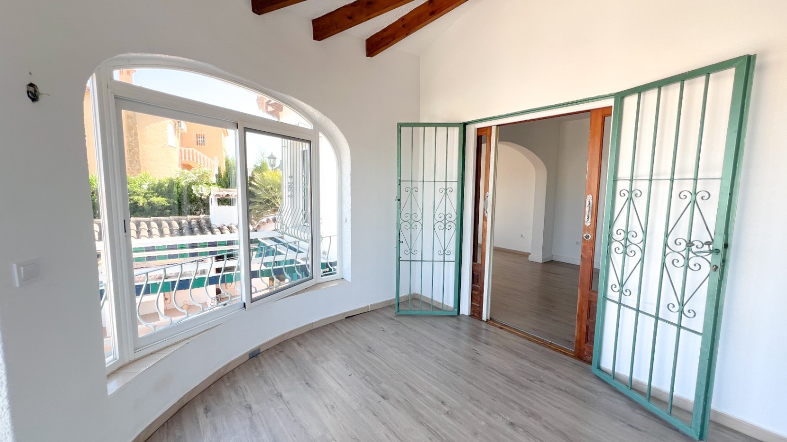 Villa with pool and views of the Peñón in Calpe