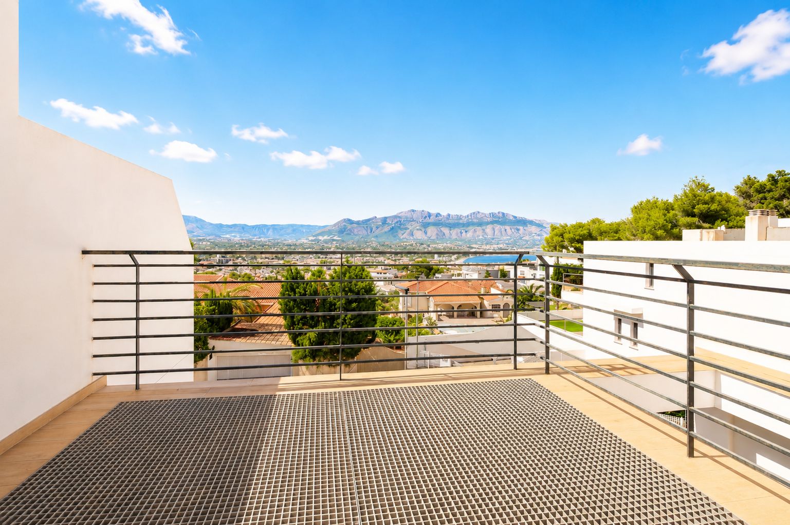 Exclusive Modern Duplex with Sea and Mountain Views in El Albir