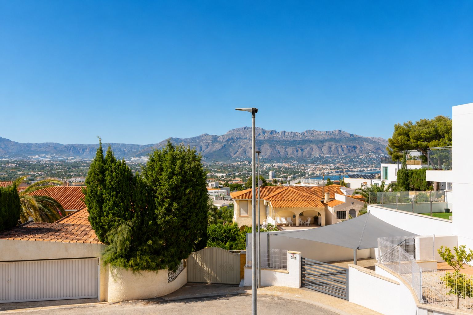 Exclusive Modern Duplex with Sea and Mountain Views in El Albir