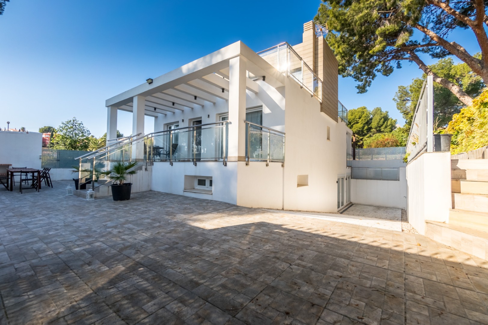 Exclusive independent villa in La Nucía