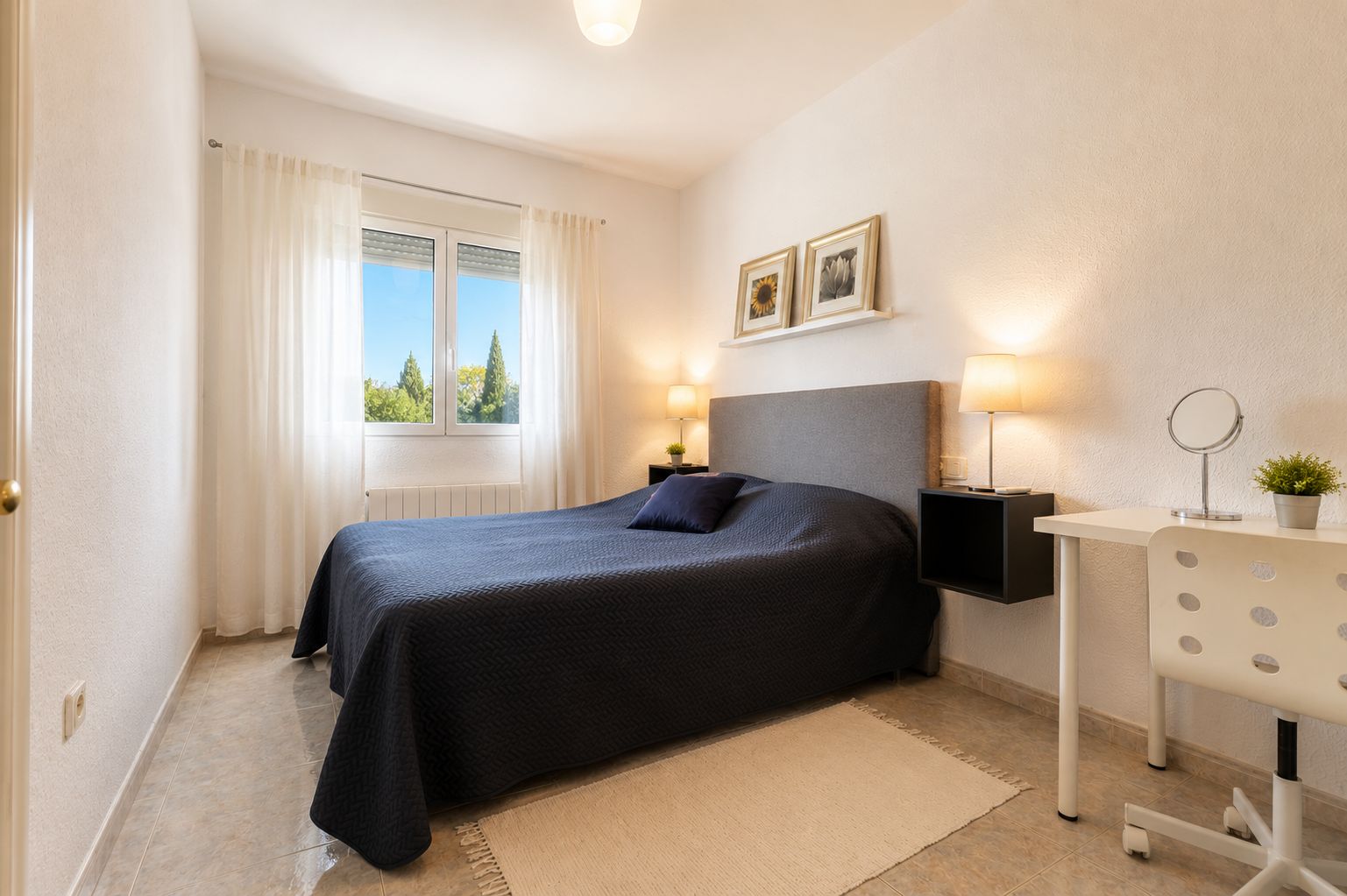 Spacious home with a large terrace and endless possibilities
