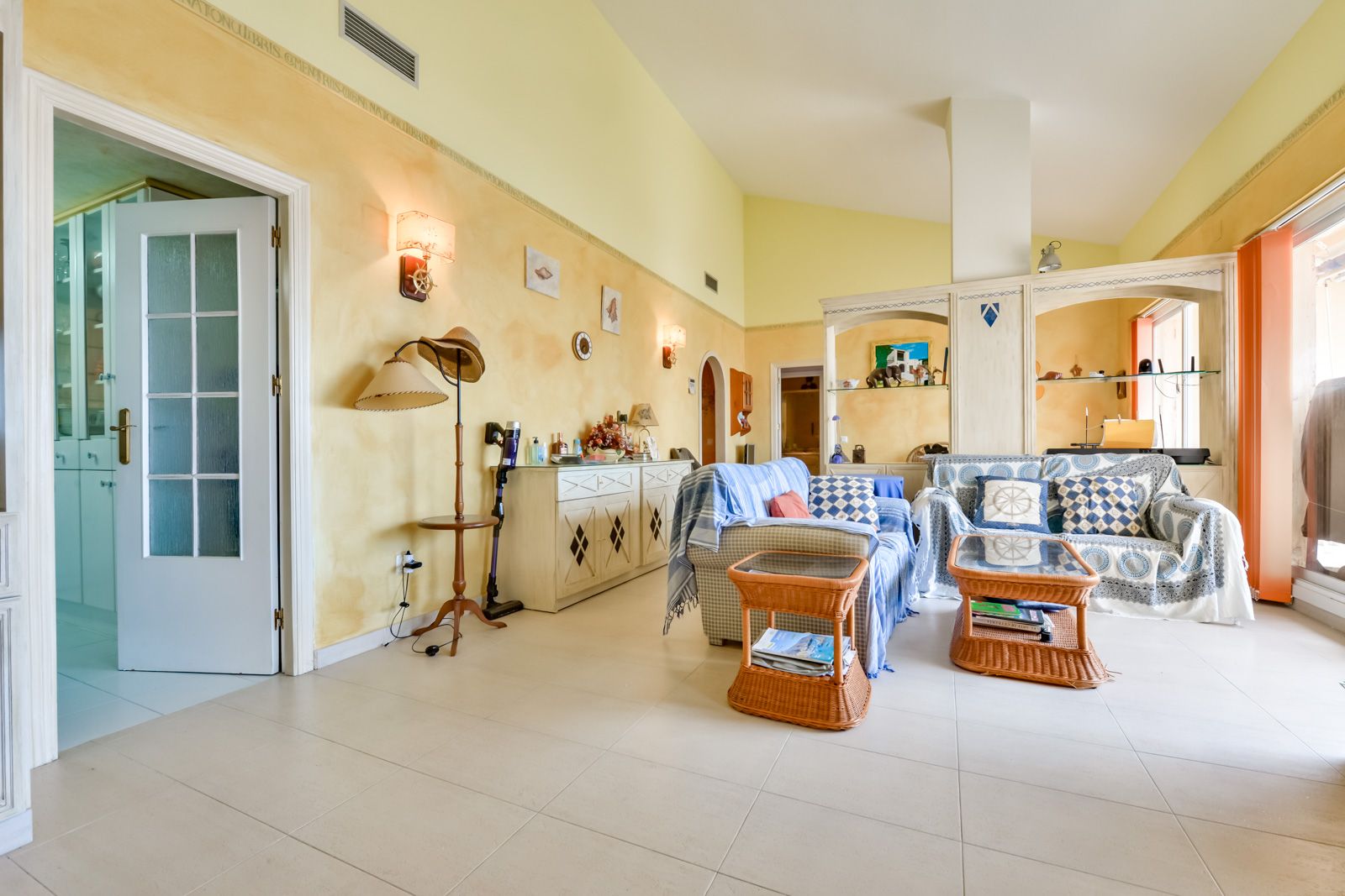 Luxuriöses Penthouse in erster Linie zum Verkauf in Mascarat, Altea