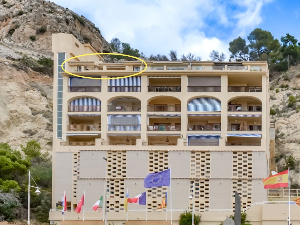 Luxuriöses Penthouse in erster Linie zum Verkauf in Mascarat, Altea