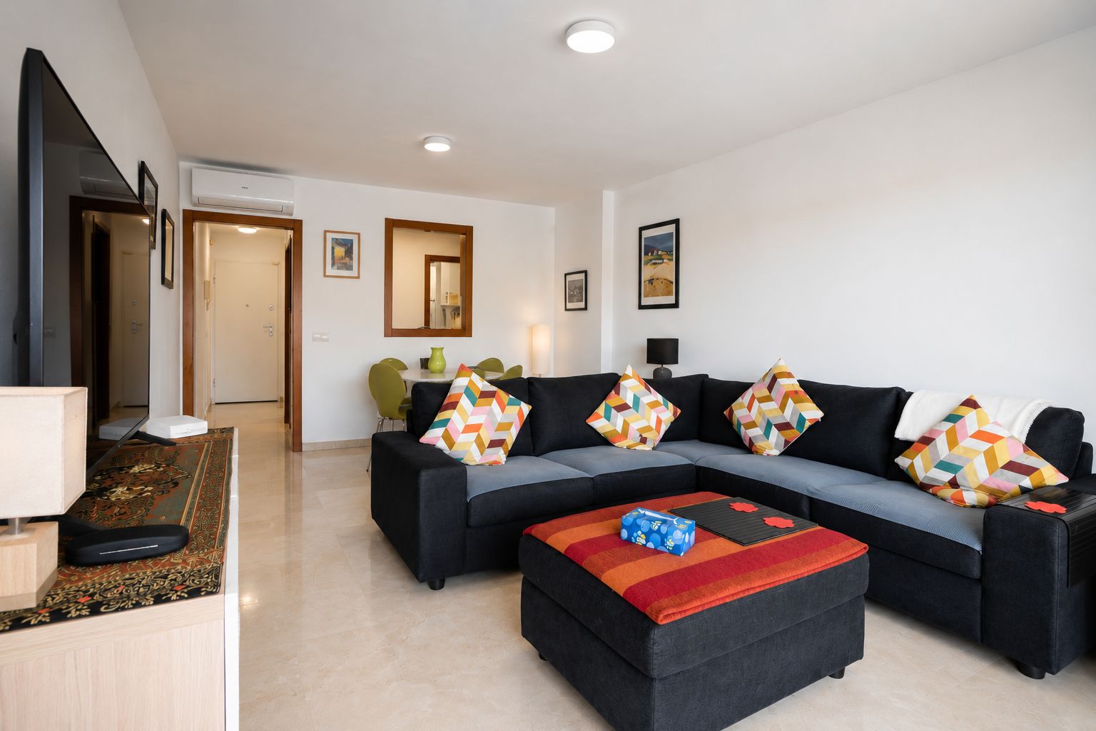 Penthouse Esquinero Exclusivo con Vistas Abiertas a Solo 100 Metros de la Playa de El Albir