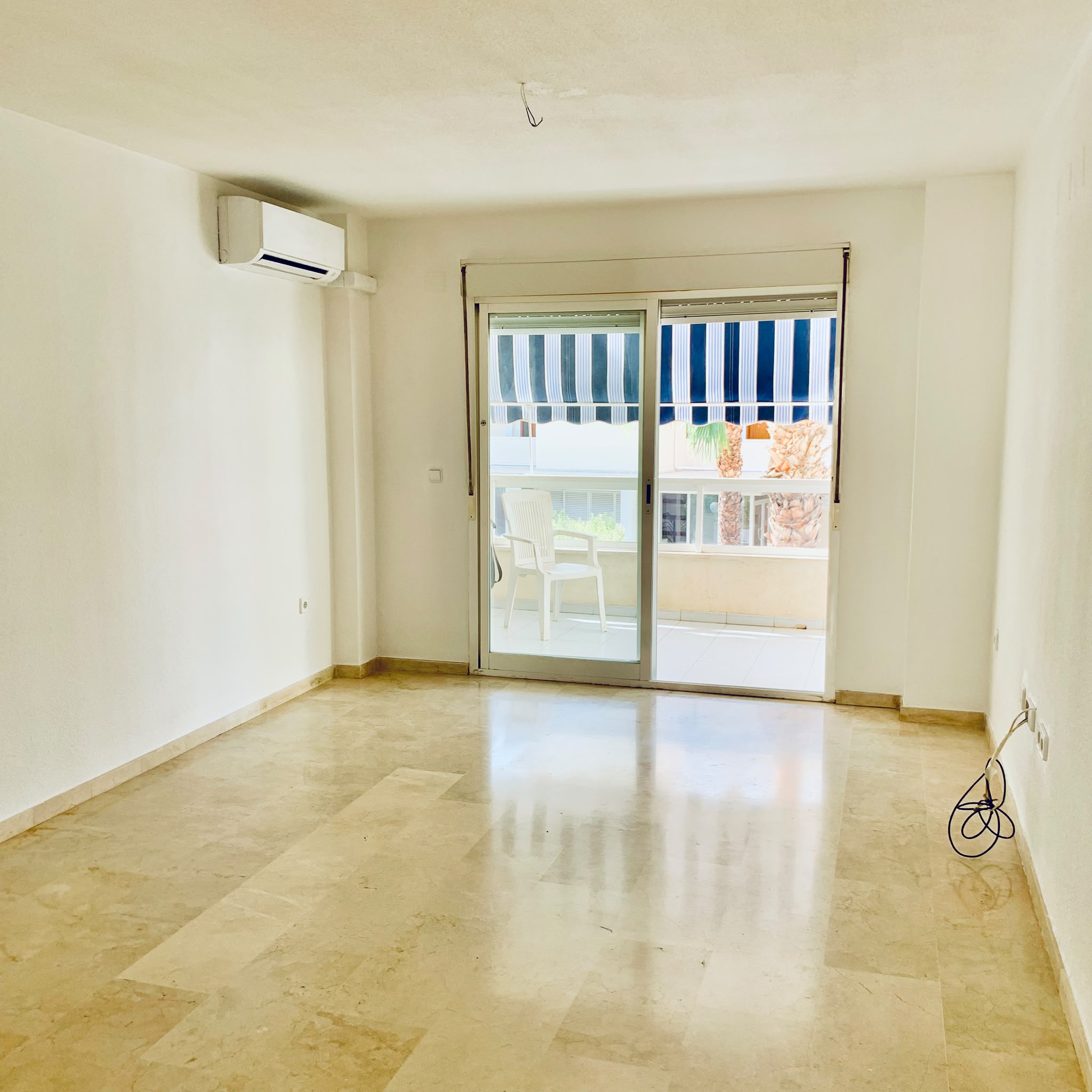 Schöne 2-Zimmer-Wohnung im Herzen von Albir