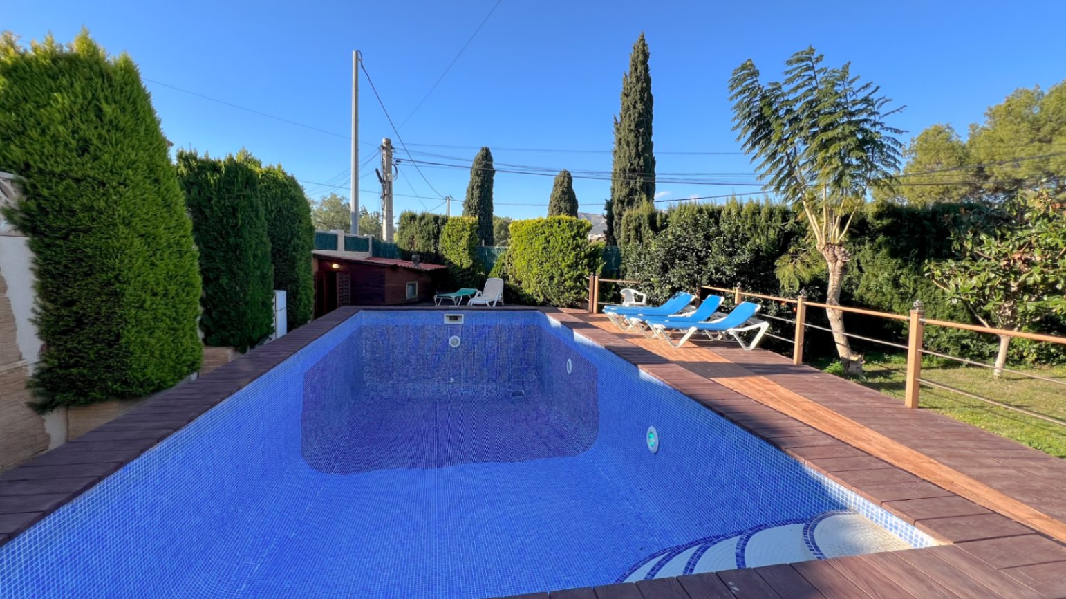 Charming Villa in Walking Distance to the Beach
