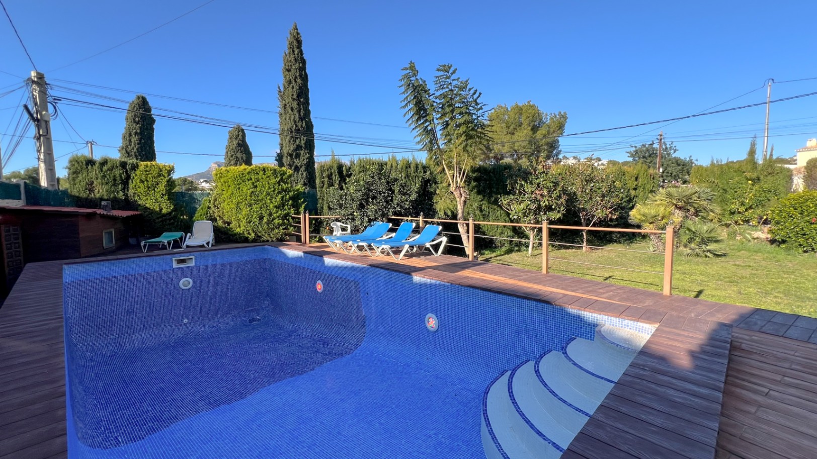 Charming Villa in Walking Distance to the Beach