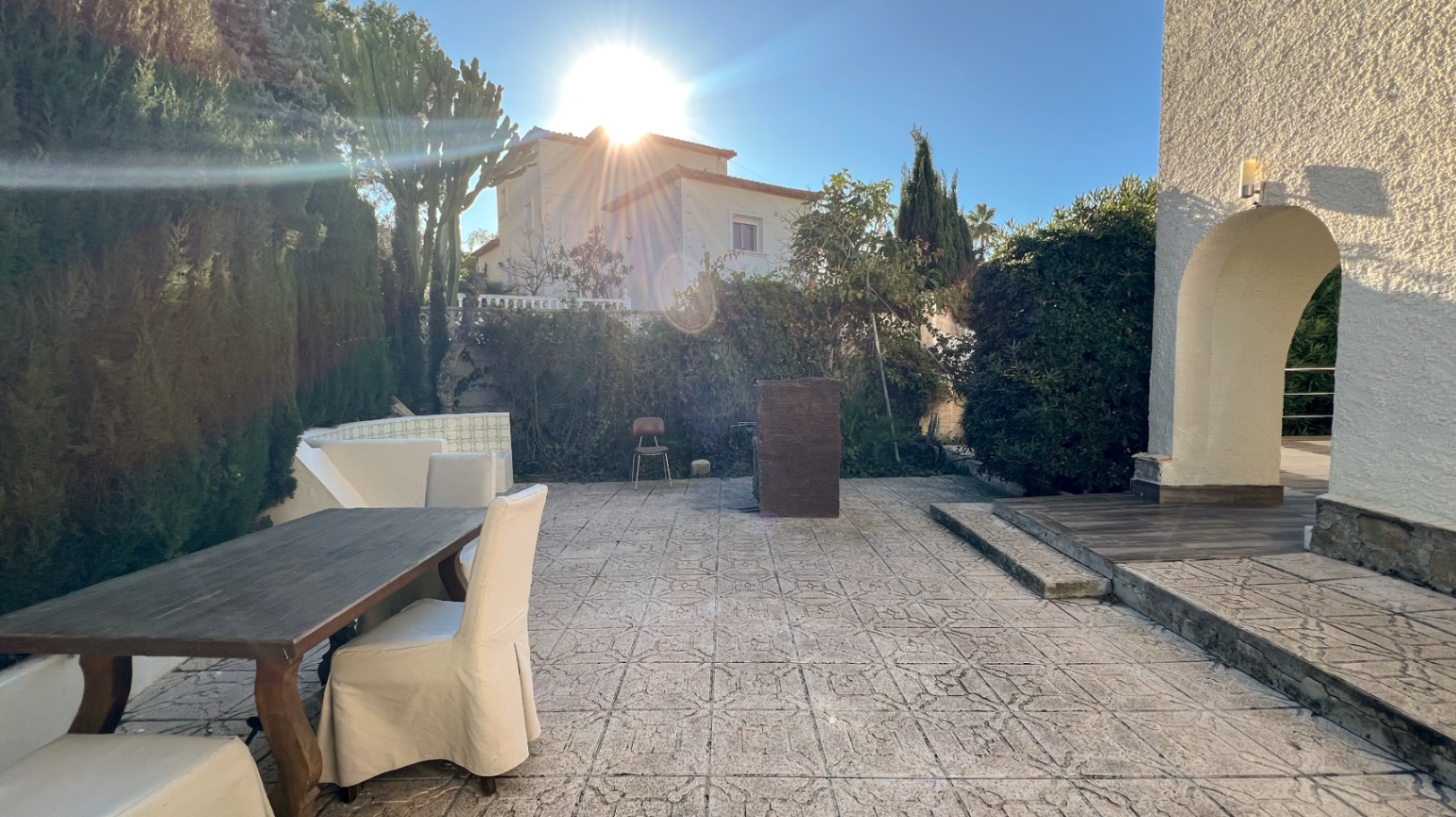 Charming Villa in Walking Distance to the Beach
