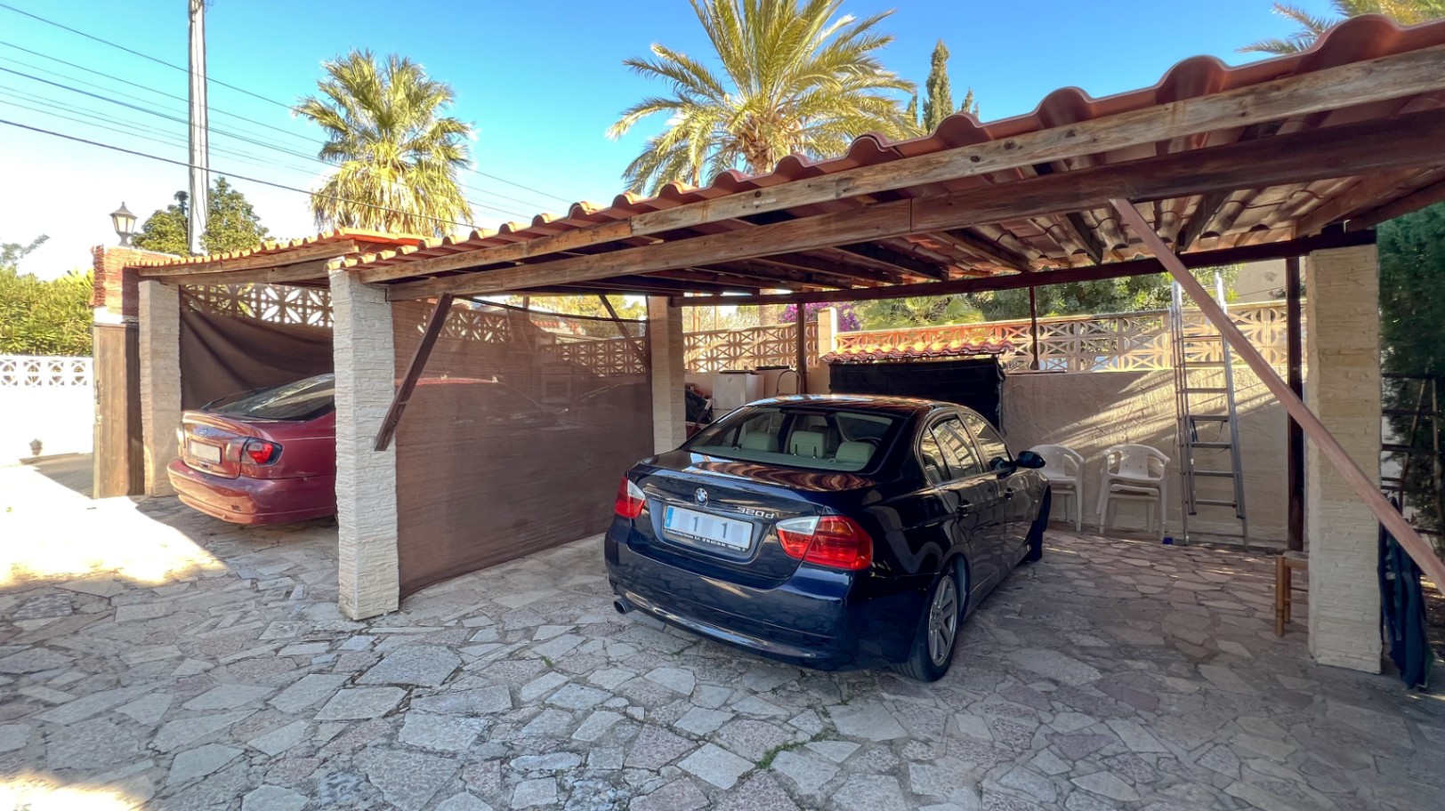 Charming Villa in Walking Distance to the Beach