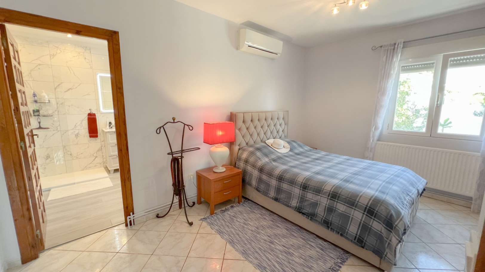 Charming, recently renovated villa
