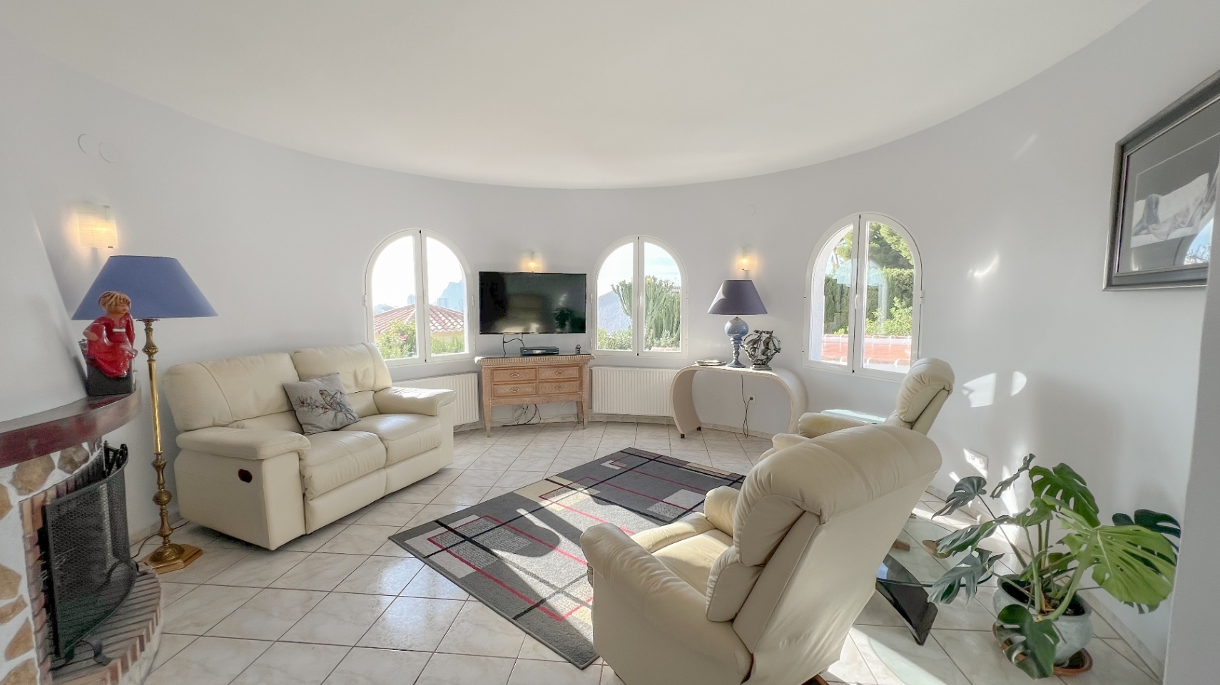 Charming, recently renovated villa