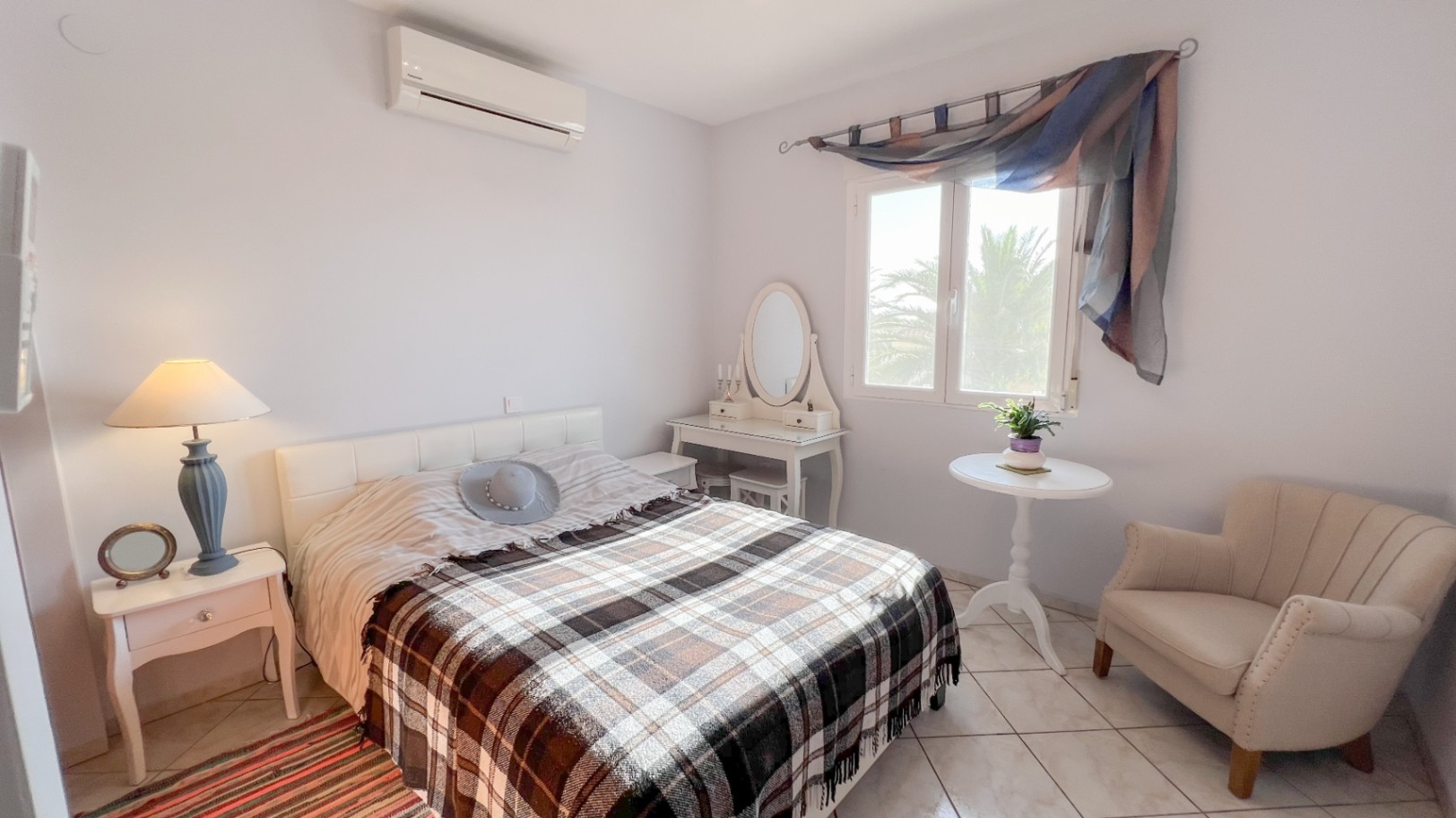Charming, recently renovated villa