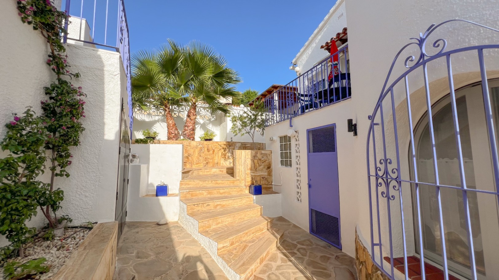 Charming, recently renovated villa