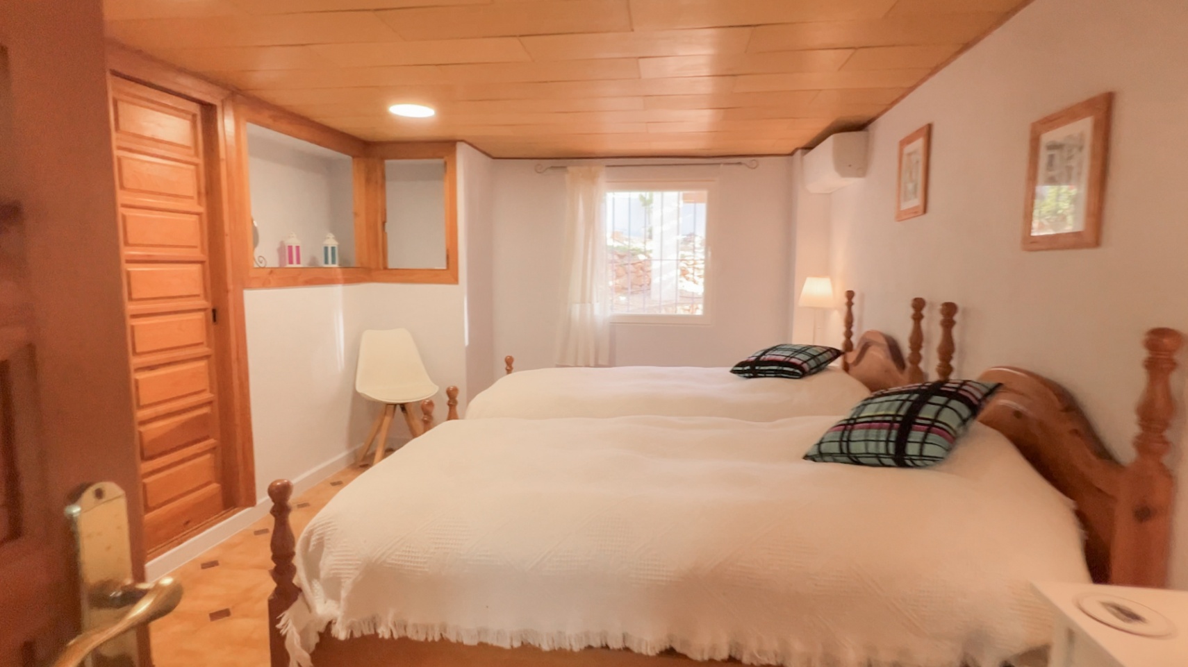 Charming, recently renovated villa
