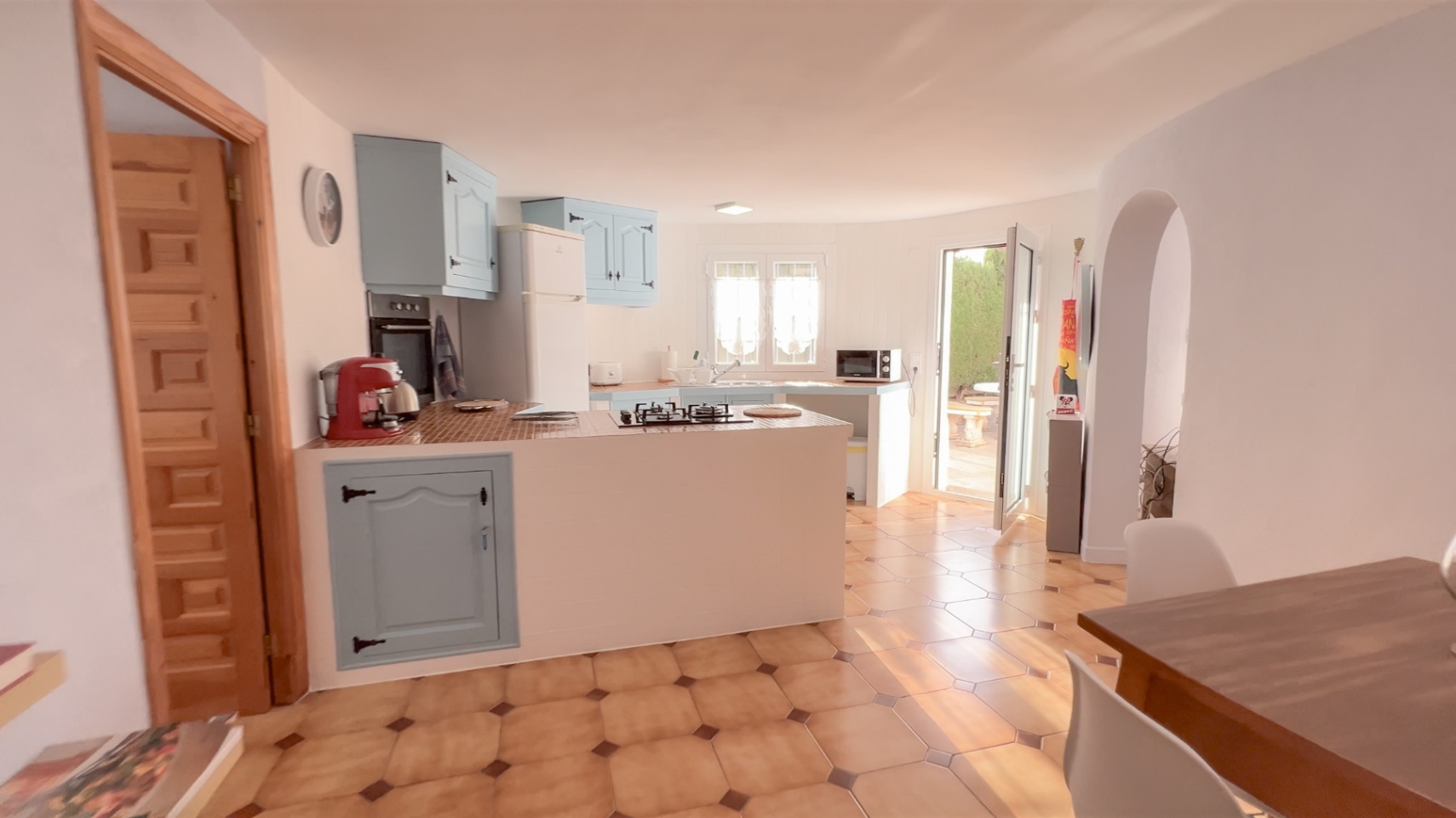 Charming, recently renovated villa