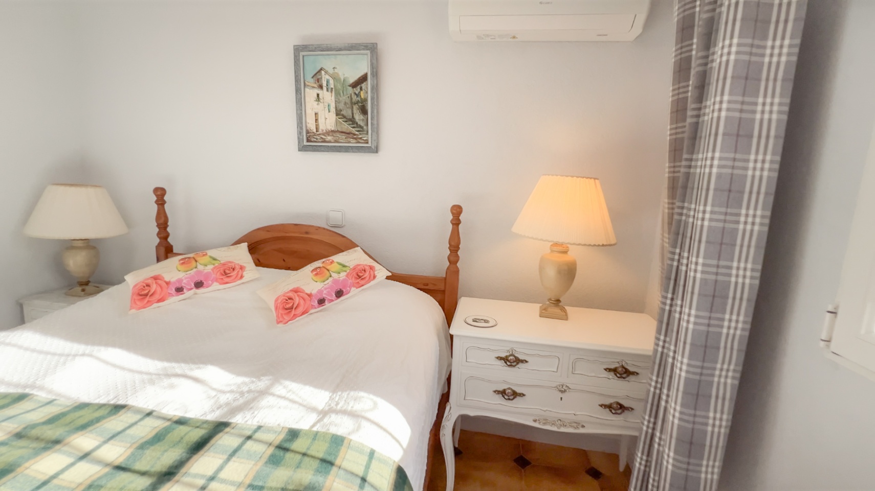 Charming, recently renovated villa