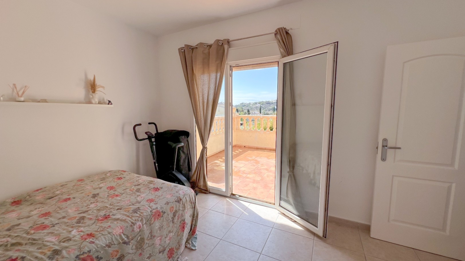 Semi-Detached House in La Empedrola, Calpe