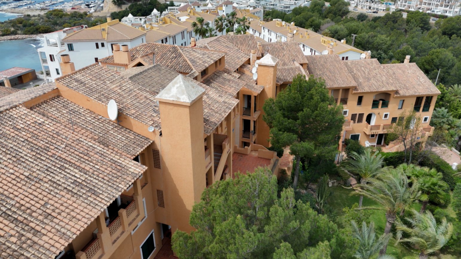 Sea View Duplex in Máscarat, Altea - 172 m², 3 Bedrooms, Pool &amp; Parking