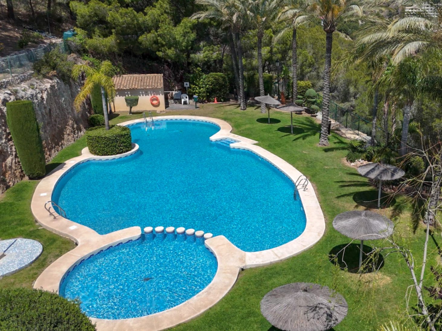 Cozy townhouse with sea views, Altea Hills