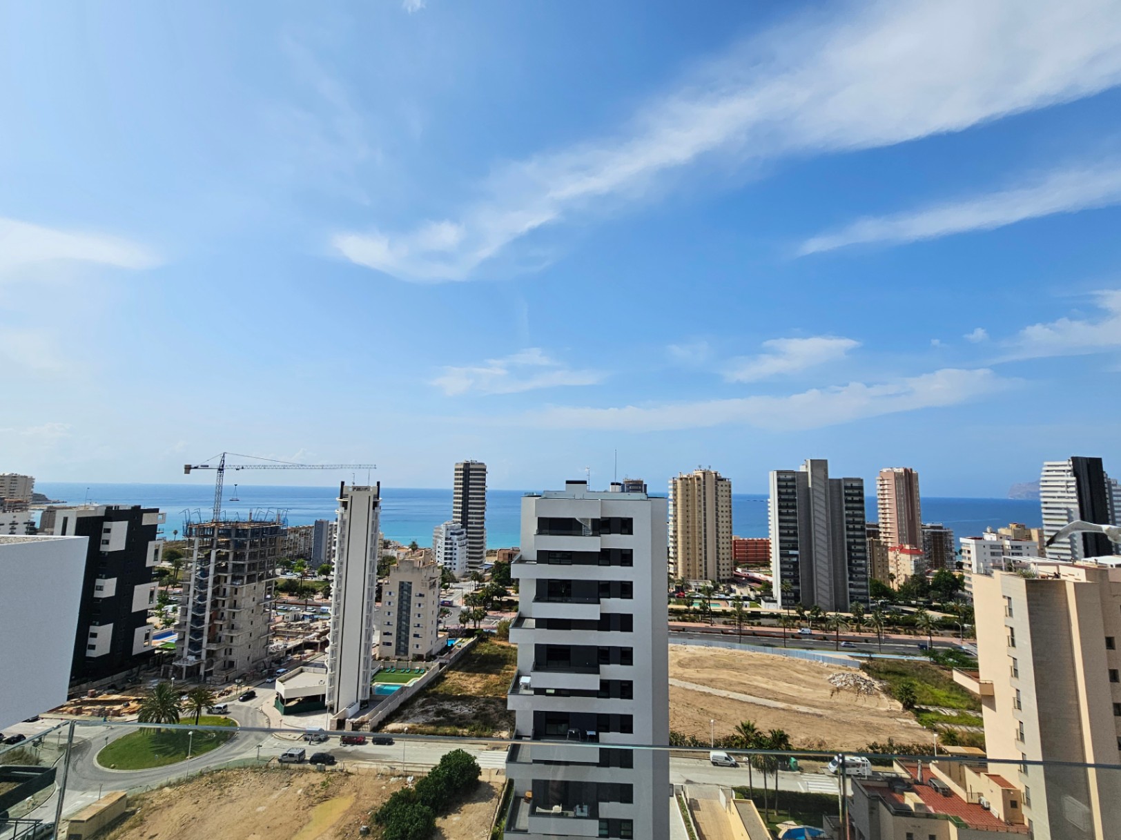 NEW PENTHOUSE IN CALPE FOR SALE, WITH PANORAMIC VIEWS