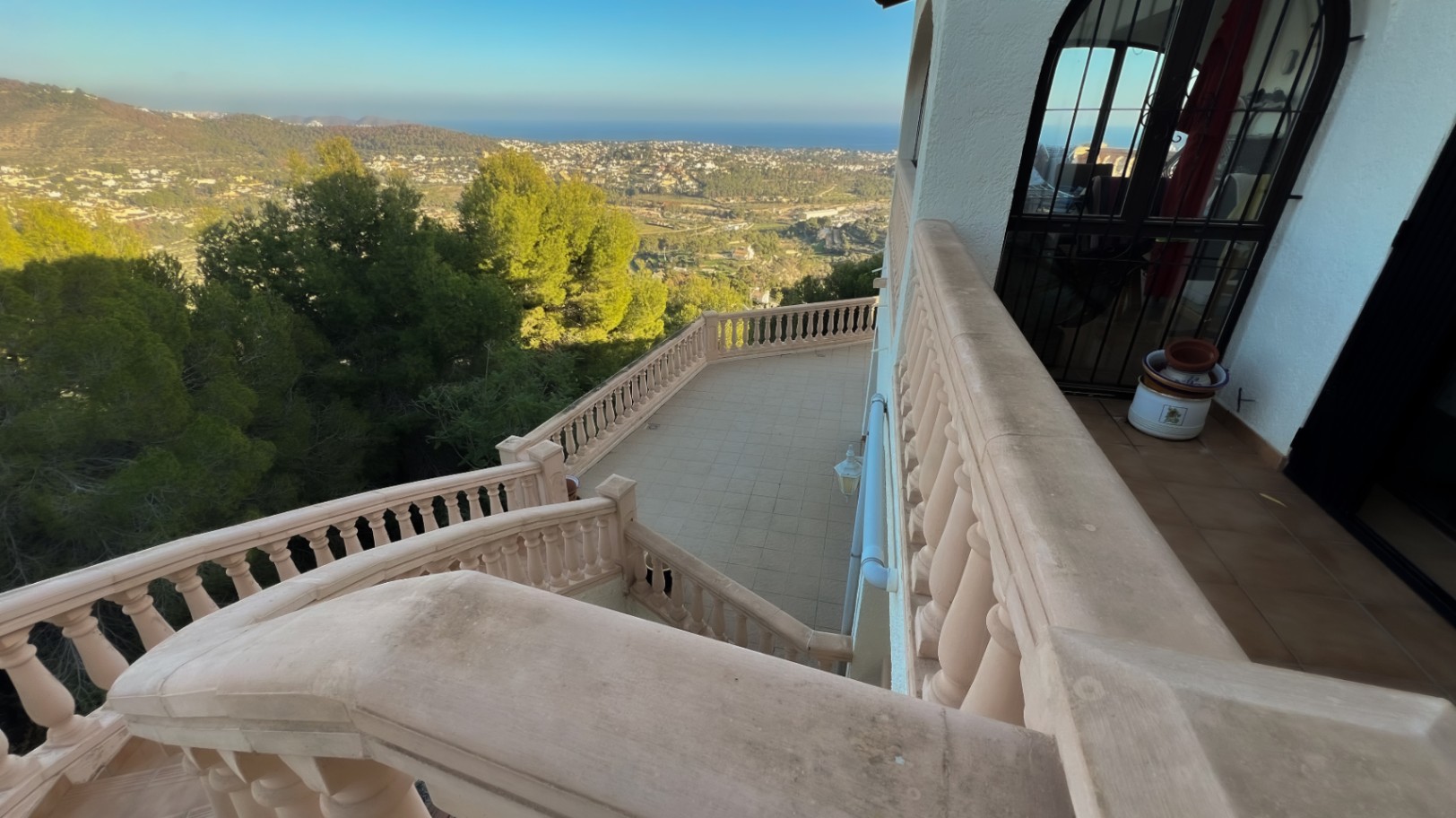 Big Opportunity Villa with Breathtaking Panoramic Sea Views