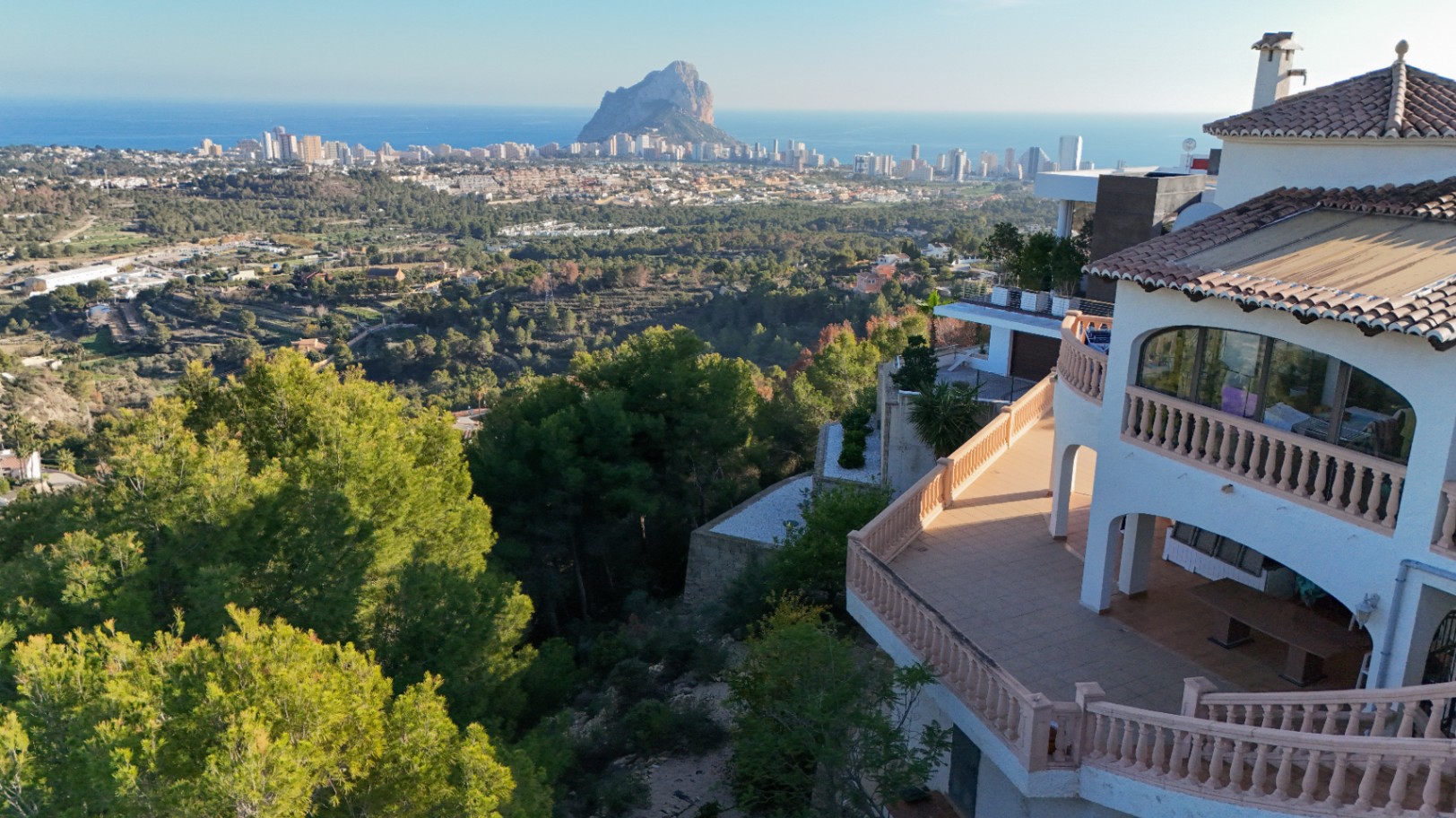 Big Opportunity Villa with Breathtaking Panoramic Sea Views