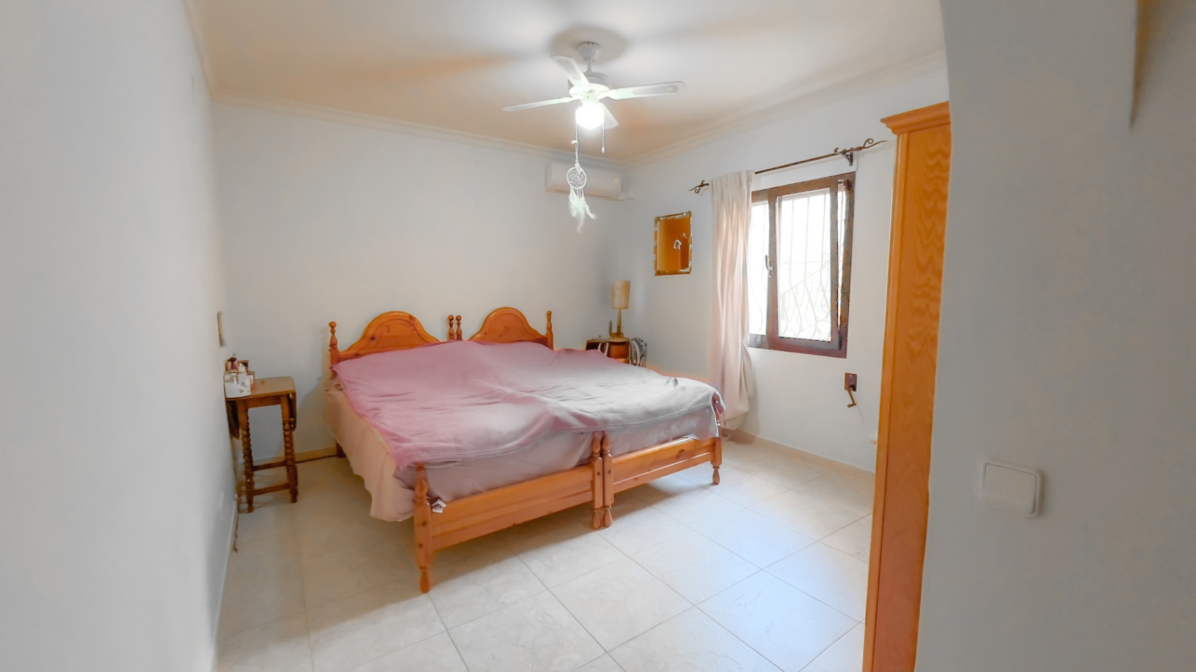 Big Opportunity Villa with Breathtaking Panoramic Sea Views