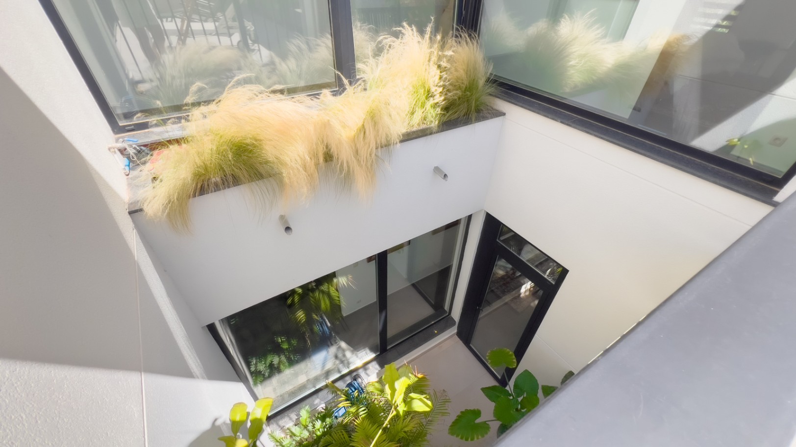 New Build Villa with Modern Design in One of Calpe's Most Exclusive Areas - 3 Bedrooms, Sauna, Private Pool, and Sea Views
