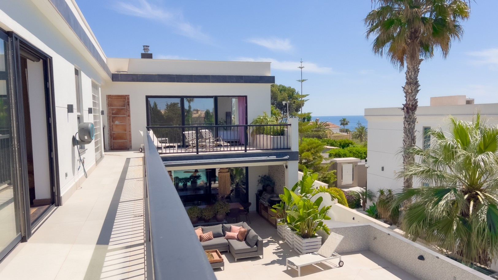 New Build Villa with Modern Design in One of Calpe's Most Exclusive Areas - 3 Bedrooms, Sauna, Private Pool, and Sea Views